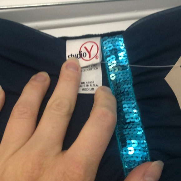 Dress - Picture 3 of 4